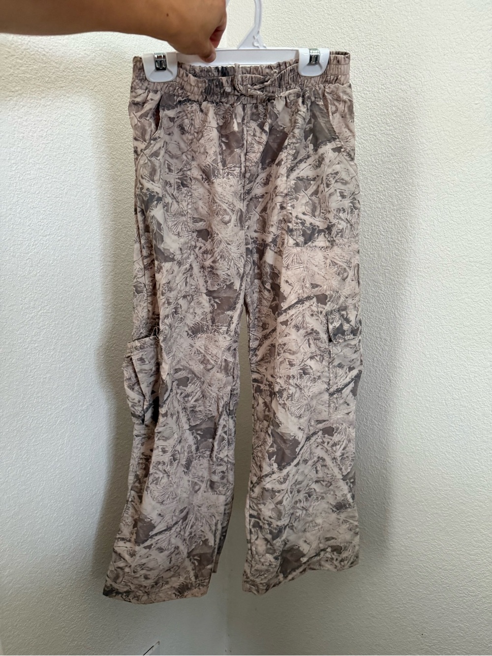 Girls  camo nylon cargo pants